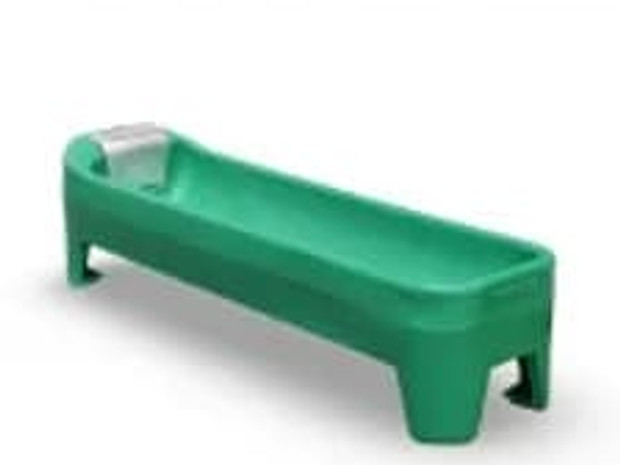 Plastic waterer.jpg